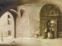 Kamenita vrata oko 1910. godine